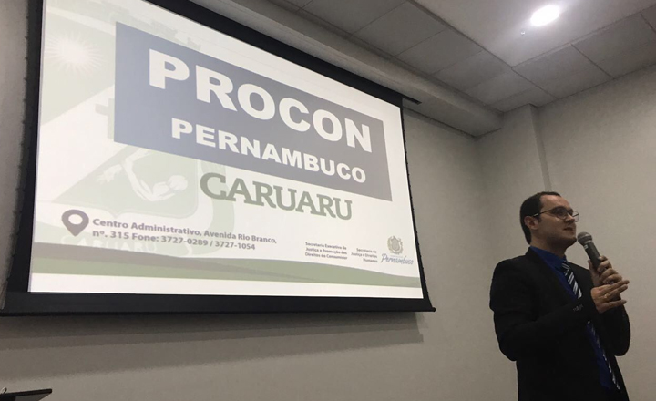PROCON Caruaru realiza fiscalização intensiva em centro de compras