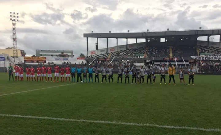 Central tem primeira derrota da temporada no estádio Lacerdão