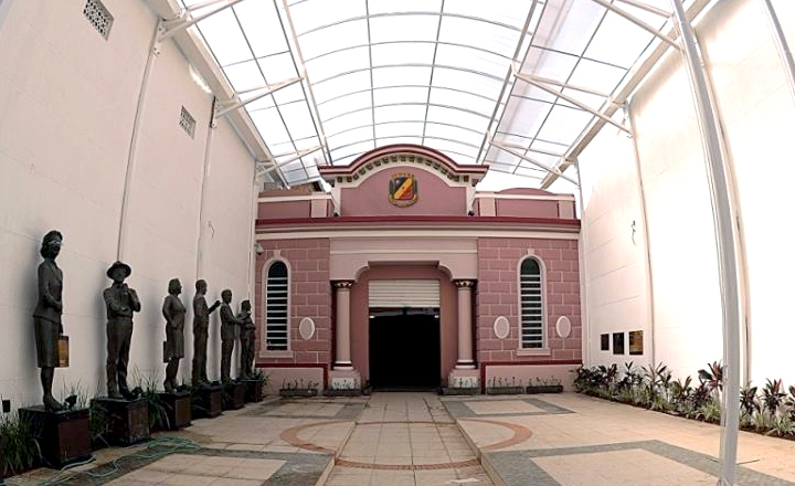Câmara Municipal de Caruaru analisa criação de autarquia da Feira da Sulanca