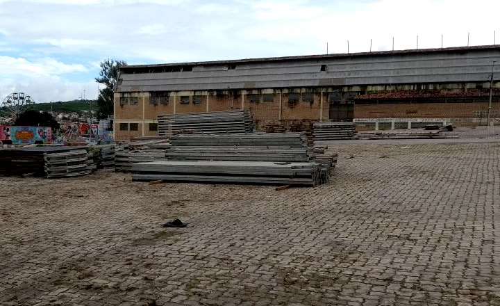 Montagem de estrutura do São João de Caruaru é iniciada