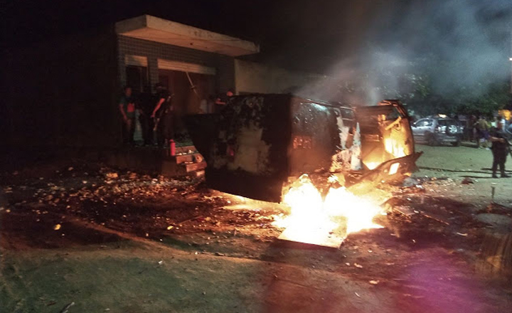 Polícia investiga tentativa de assalto a carro-forte em Caruaru