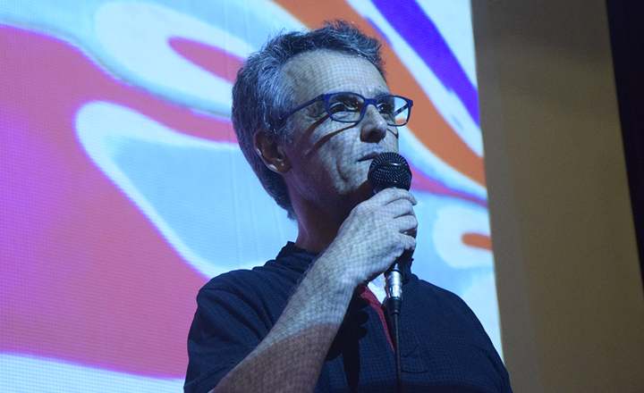 Programa “Comunicar e Crescer” realiza palestra em Caruaru
