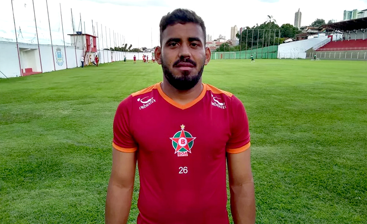 Atacante Gênesis Hulk integrará equipe do Central em 2019