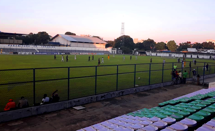 Altos derrota Central por 2 a 1