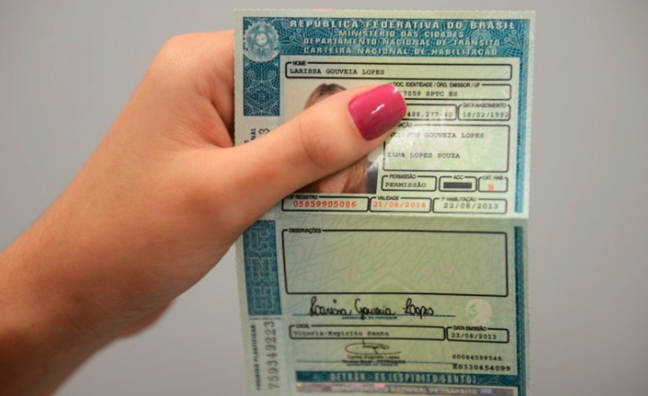 Câmara deve votar nos próximos dias aumento de validade da CNH