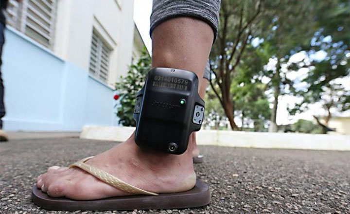 Aprovado o projeto que obriga preso a pagar por tornozeleira eletrônica