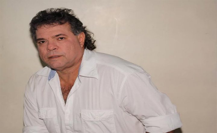 Morre cantor Augusto César, aos 61 anos, vítima da COVID-19