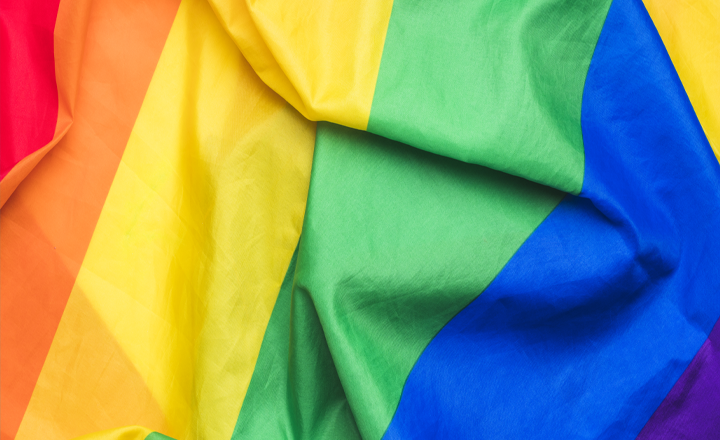 Transexuais e travestis terão direito de ser identificados pelo nome social em Pernambuco