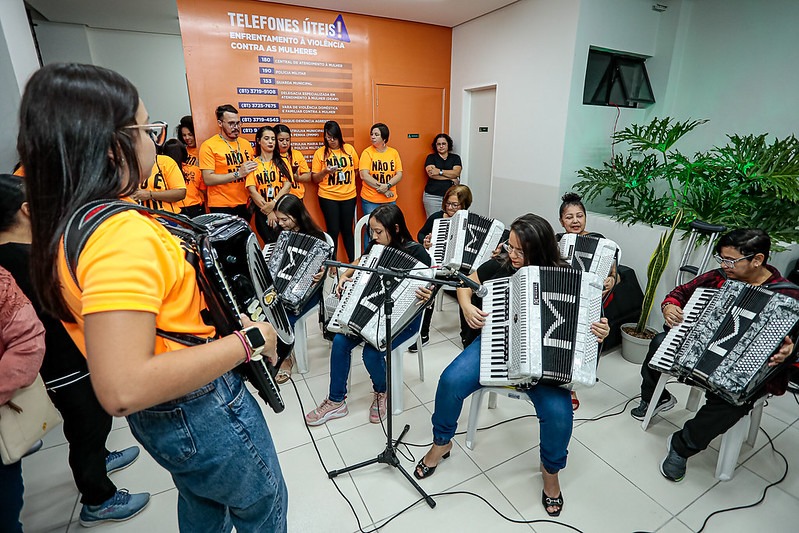 Aulas são gratuitas, com ênfase nos instrumentos sanfona, zabumba e triângulo. (Imagem: Jorge Farias)