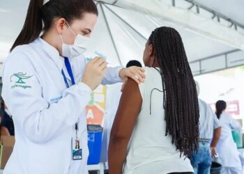 Alteração de horário aconteceu devido a diminuição de casos em Caruaru (Foto: Jorge Farias/ Secom/ PMC)