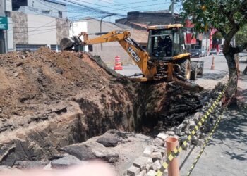 Trecho tem previsão de ficar bloqueado até a tarde da quarta-feira (27) (Imagem: Dido Montenegro)