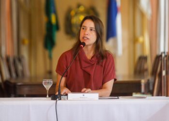 Governadora Raquel Lyra se reunirá com prefeitos eleitos em novembro