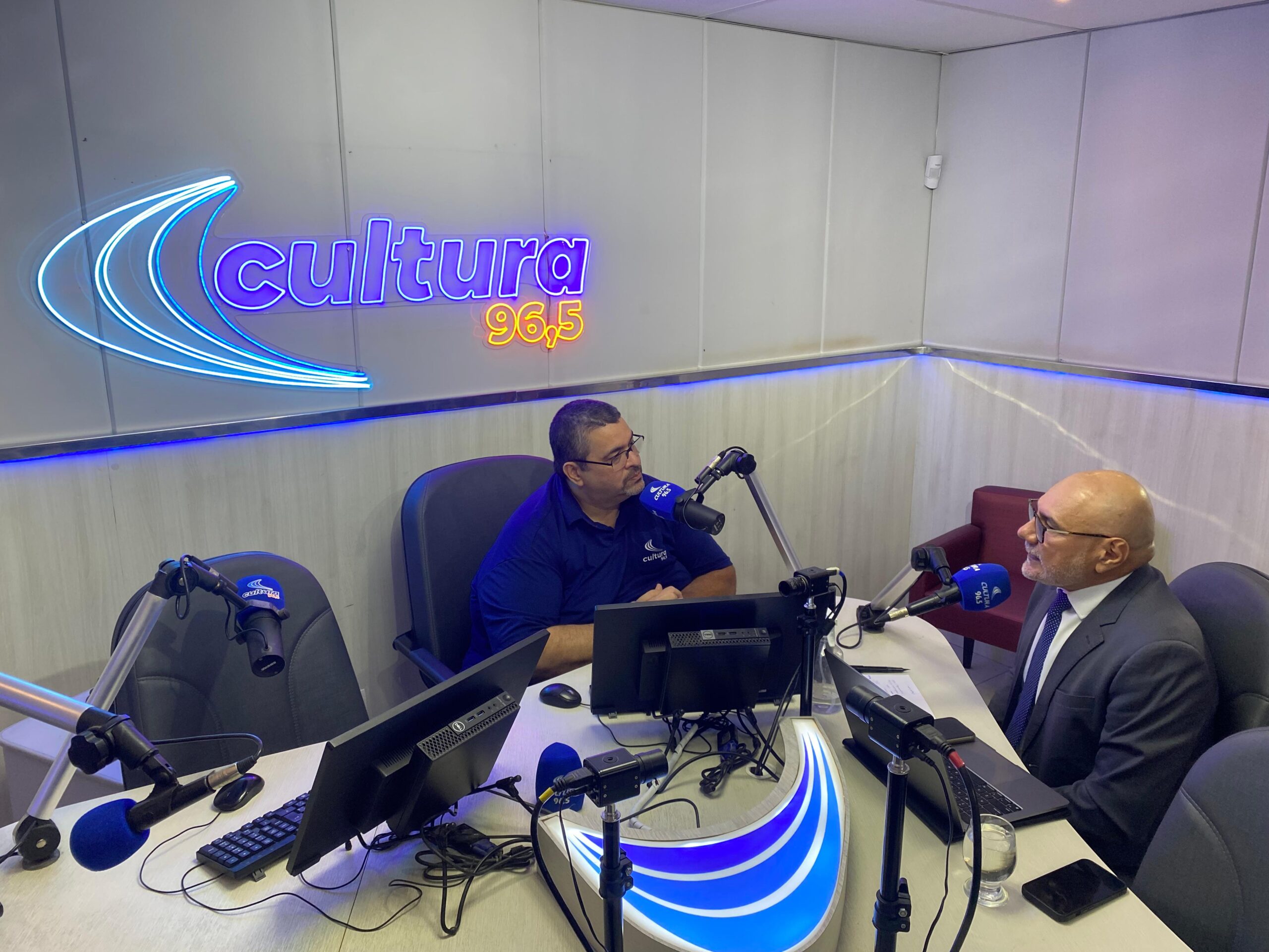 Reitor da UFPE faz apelo às autoridades por melhorias no Campus de Caruaru, na Rádio Cultura do Nordeste 