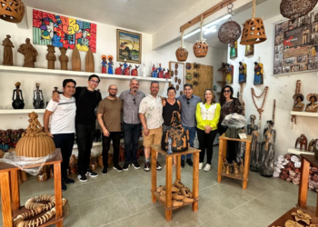 Caruaru articula parceria internacional para fortalecer produção artesanal no Alto do Moura