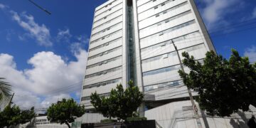 Governo anuncia 76 vagas para a Secretária de  Educação
