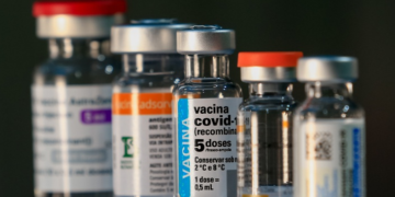 Pernambuco recebe mais de 89 mil doses da vacina contra a covid-19