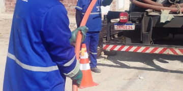 Compesa realiza manutenção preventiva no sistema de esgoto de Caruaru 