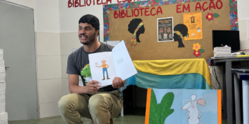 Professor de Caruaru concorre a prêmio de educação no meio digital