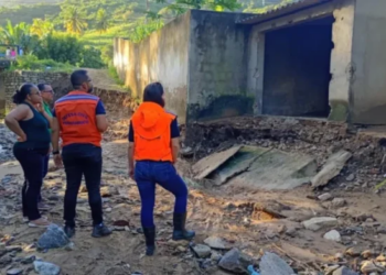 Fortes chuvas deixam 2 mil fora de casa na Zona da Mata em Pernambuco