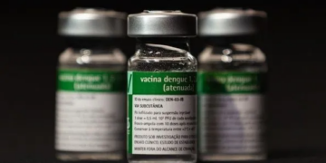 Ministério da Saúde suspende vacina da dengue do Butantan após o registro de duas mortes suspeitas