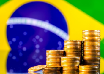 Brasil cai para 65ª lugar em ranking de competitividade
