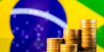 Brasil cai para 65ª lugar em ranking de competitividade