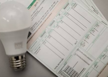 176 mil pernambucanos podem perder a Tarifa Social de Energia Elétrica