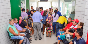 Caruaru realiza mutirão para atualizar cadastro de famílias