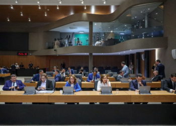 Plenário da Alepe aprova Lei de Diretrizes Orçamentárias para 2027