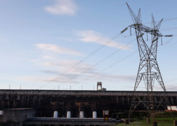 Conta de luz ficará mais barata em outubro
